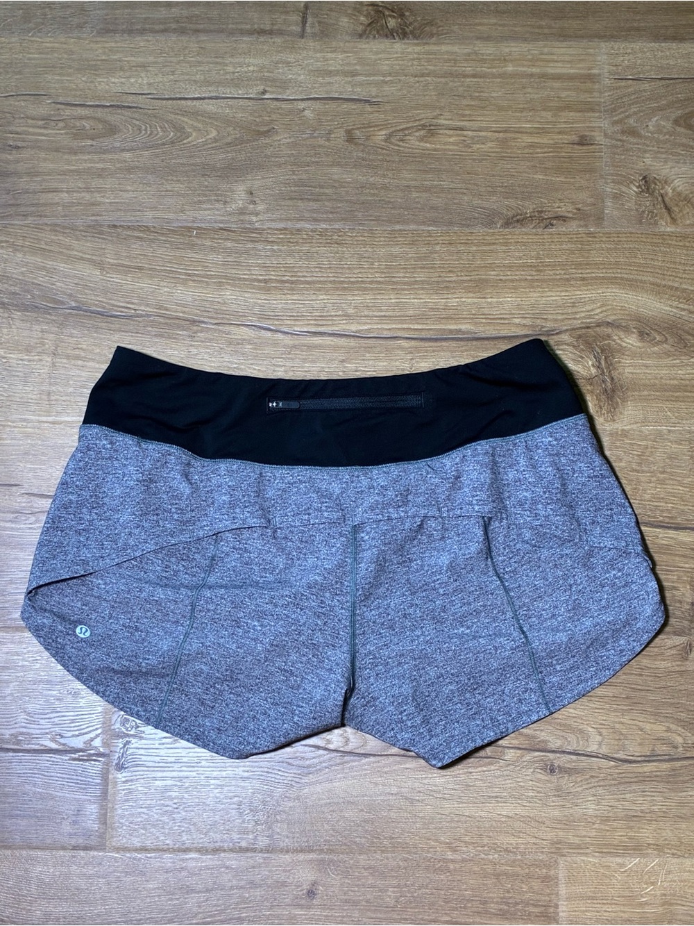 lululemon Speed Up Gray/Black Run Shorts Size 10 - Picture 6 of 11